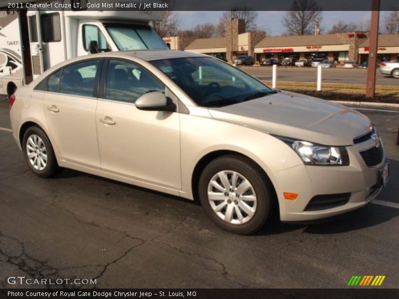 Gold Mist Metallic / Jet Black 2011 Chevrolet Cruze LT