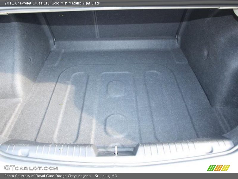 Gold Mist Metallic / Jet Black 2011 Chevrolet Cruze LT