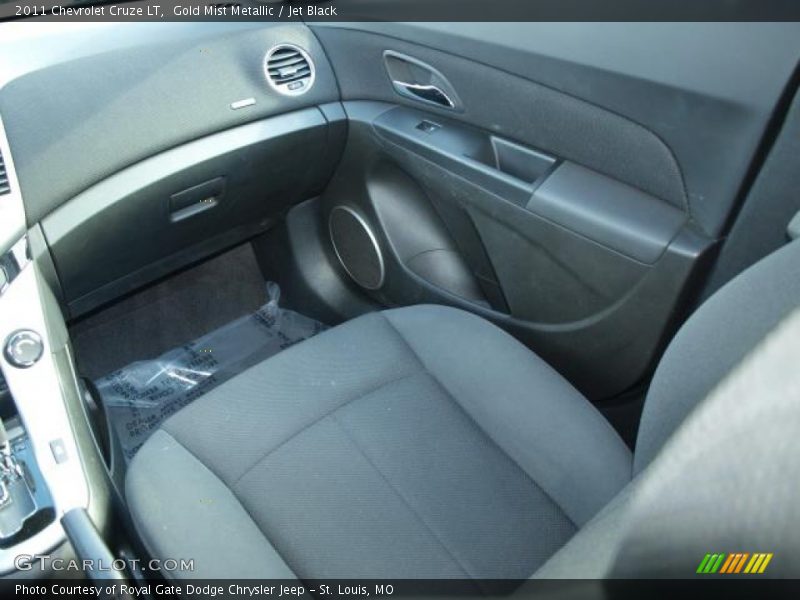 Gold Mist Metallic / Jet Black 2011 Chevrolet Cruze LT