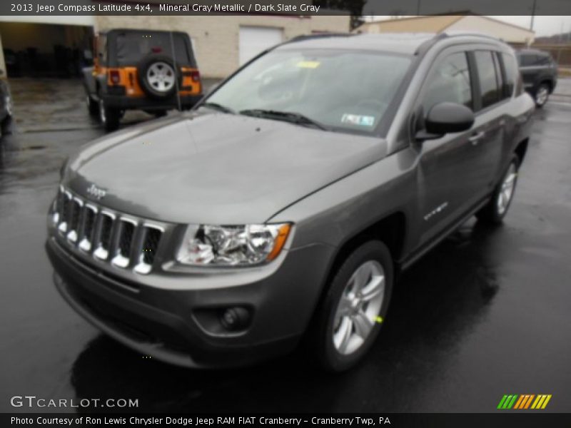 Mineral Gray Metallic / Dark Slate Gray 2013 Jeep Compass Latitude 4x4