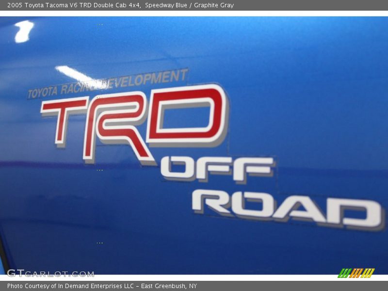  2005 Tacoma V6 TRD Double Cab 4x4 Logo
