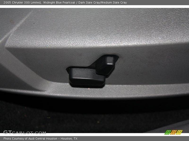 Midnight Blue Pearlcoat / Dark Slate Gray/Medium Slate Gray 2005 Chrysler 300 Limited