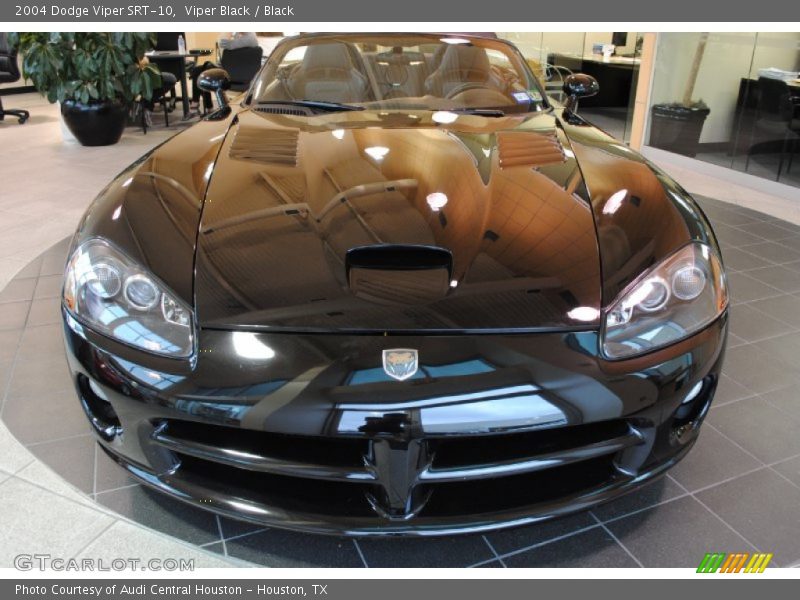 Viper Black / Black 2004 Dodge Viper SRT-10