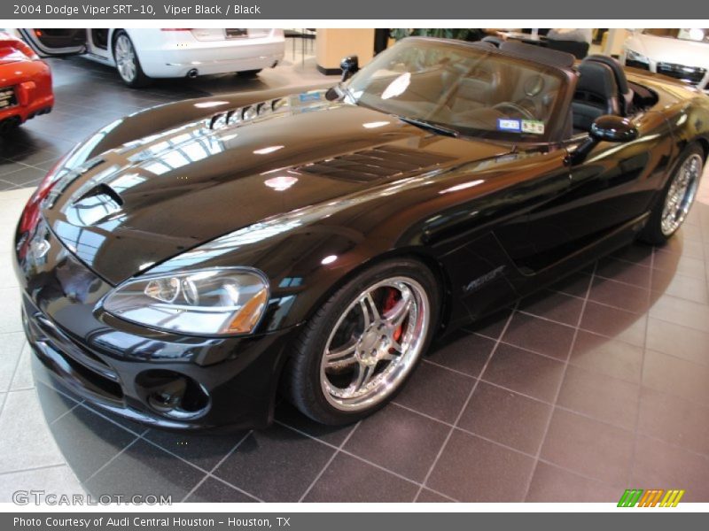 Viper Black / Black 2004 Dodge Viper SRT-10