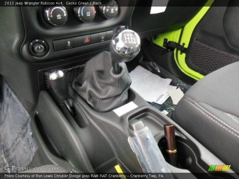 Gecko Green / Black 2013 Jeep Wrangler Rubicon 4x4