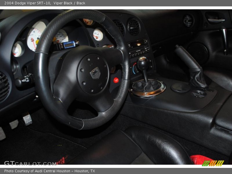 Viper Black / Black 2004 Dodge Viper SRT-10