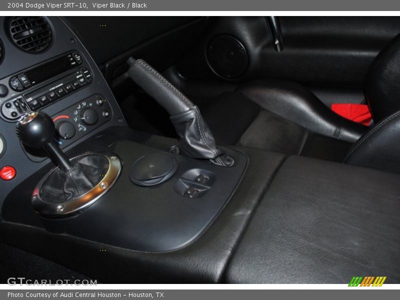 Viper Black / Black 2004 Dodge Viper SRT-10