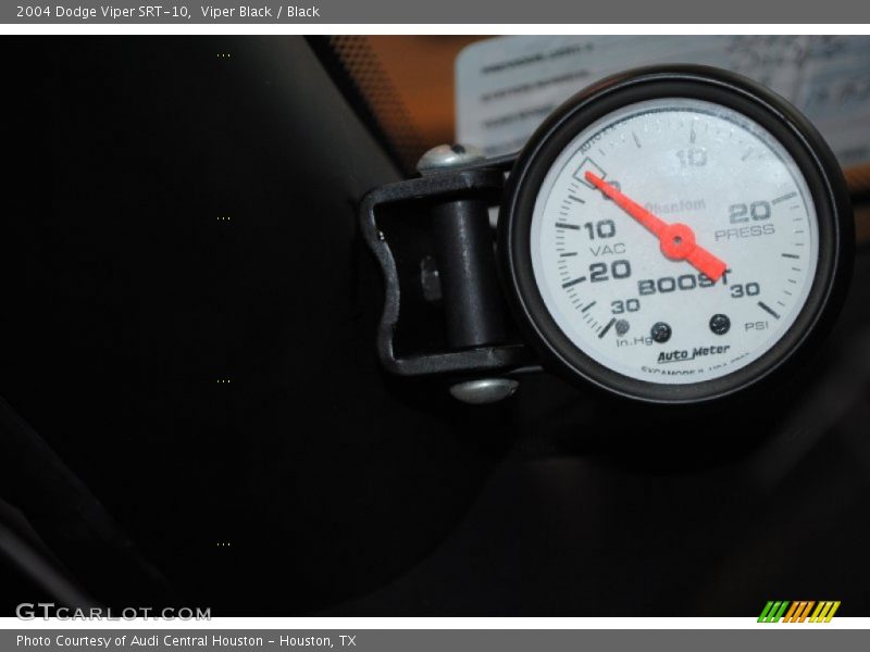 Viper Black / Black 2004 Dodge Viper SRT-10