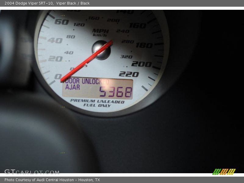 Viper Black / Black 2004 Dodge Viper SRT-10