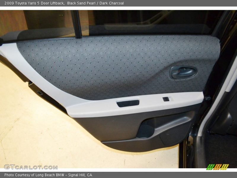Black Sand Pearl / Dark Charcoal 2009 Toyota Yaris 5 Door Liftback