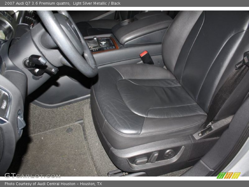 Light Silver Metallic / Black 2007 Audi Q7 3.6 Premium quattro