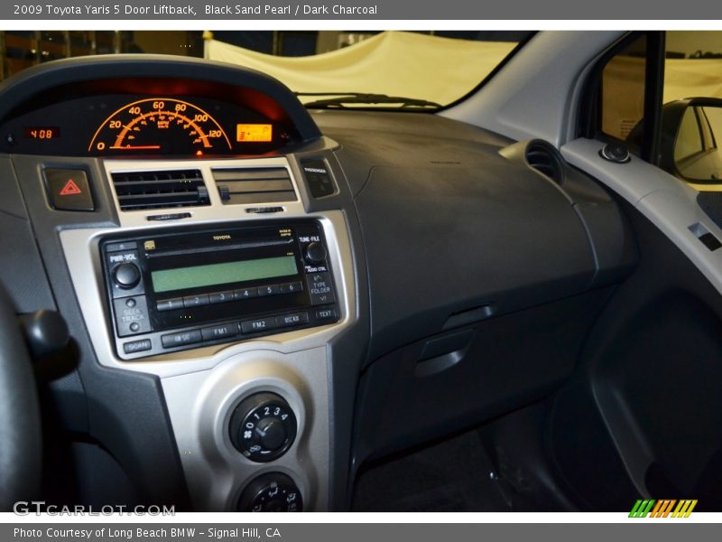 Black Sand Pearl / Dark Charcoal 2009 Toyota Yaris 5 Door Liftback