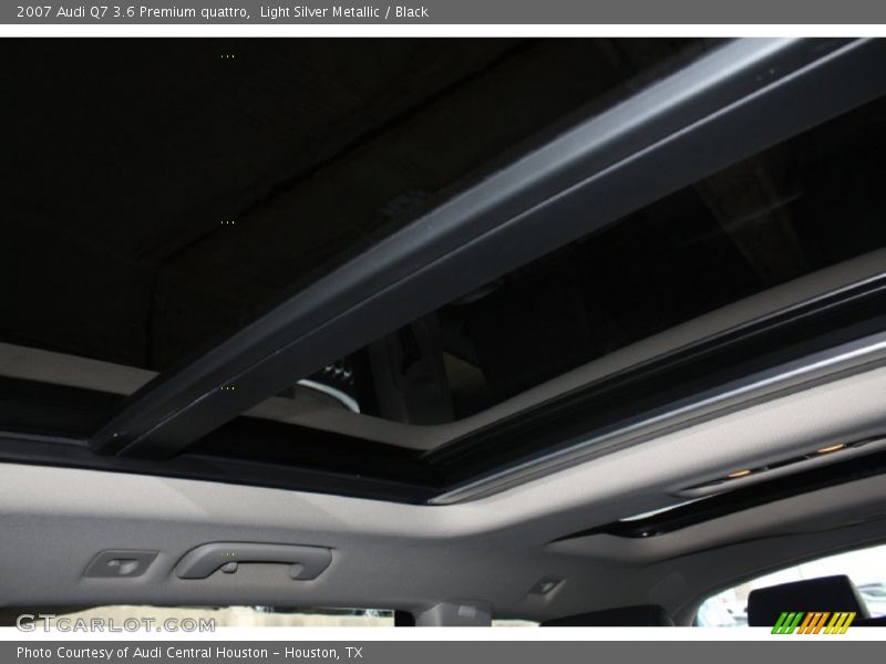 Light Silver Metallic / Black 2007 Audi Q7 3.6 Premium quattro