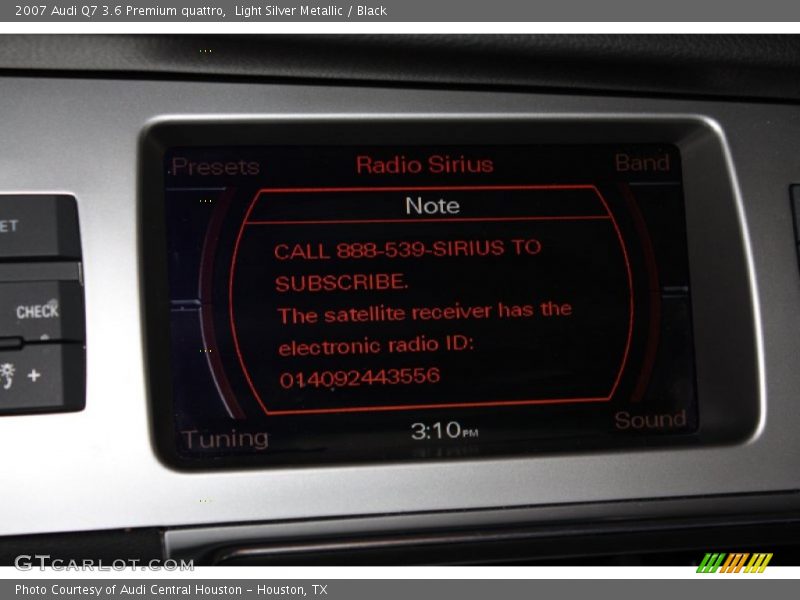 Light Silver Metallic / Black 2007 Audi Q7 3.6 Premium quattro