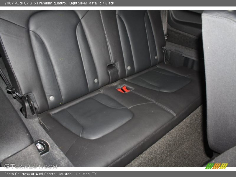 Light Silver Metallic / Black 2007 Audi Q7 3.6 Premium quattro