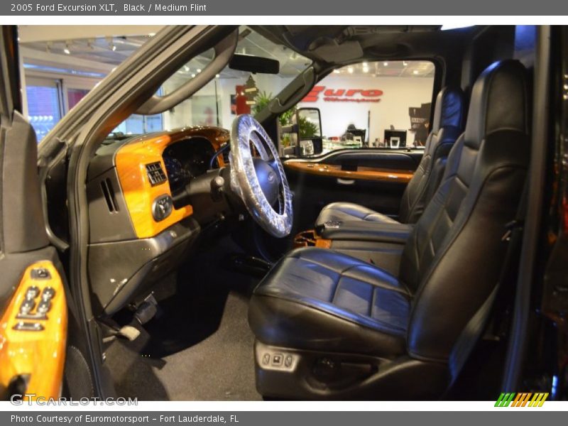 Black / Medium Flint 2005 Ford Excursion XLT