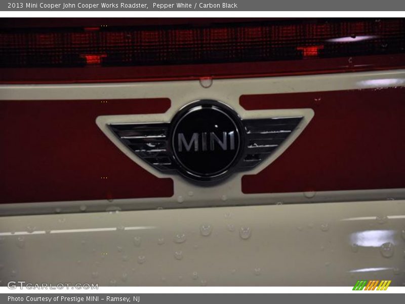 Pepper White / Carbon Black 2013 Mini Cooper John Cooper Works Roadster