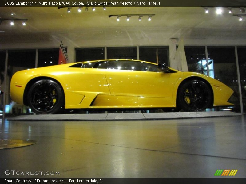 Giallo Evros (Pearl Yellow) / Nero Perseus 2009 Lamborghini Murcielago LP640 Coupe