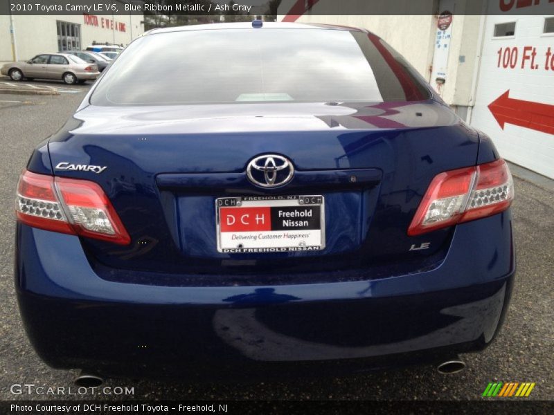 Blue Ribbon Metallic / Ash Gray 2010 Toyota Camry LE V6