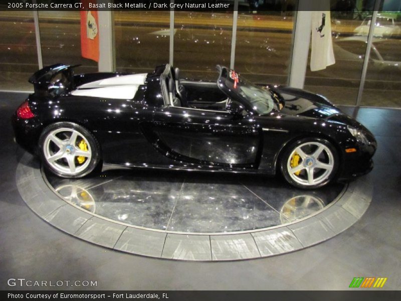 Basalt Black Metallic / Dark Grey Natural Leather 2005 Porsche Carrera GT