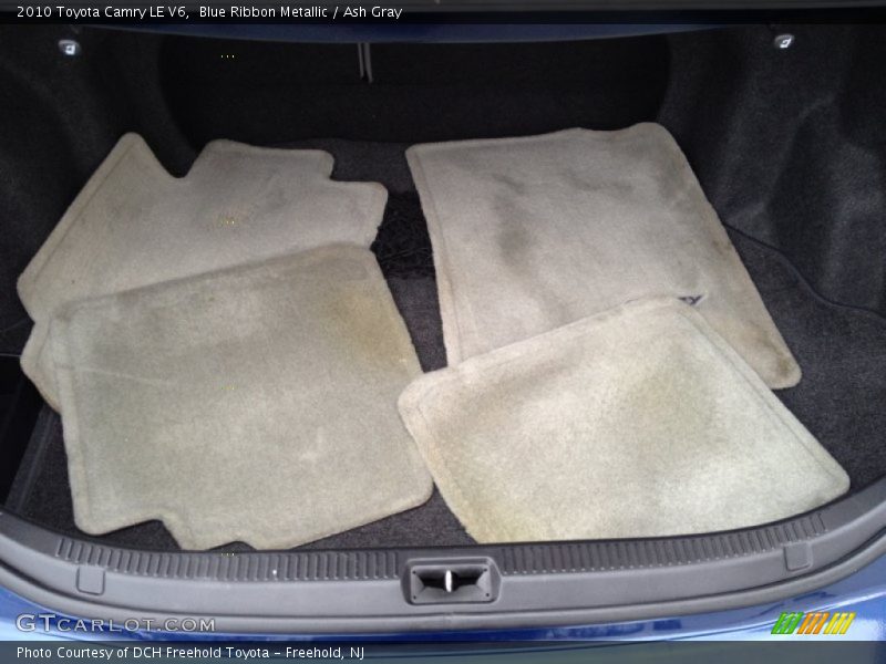 Blue Ribbon Metallic / Ash Gray 2010 Toyota Camry LE V6
