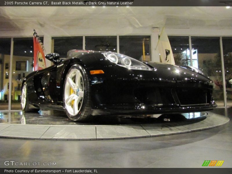 Basalt Black Metallic / Dark Grey Natural Leather 2005 Porsche Carrera GT