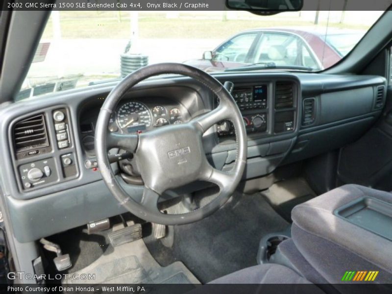 Onyx Black / Graphite 2002 GMC Sierra 1500 SLE Extended Cab 4x4