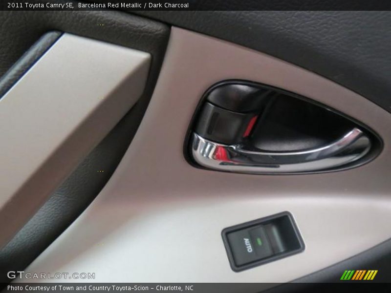 Barcelona Red Metallic / Dark Charcoal 2011 Toyota Camry SE