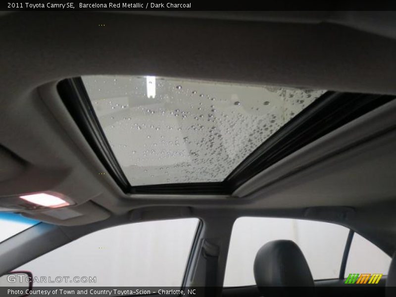 Barcelona Red Metallic / Dark Charcoal 2011 Toyota Camry SE