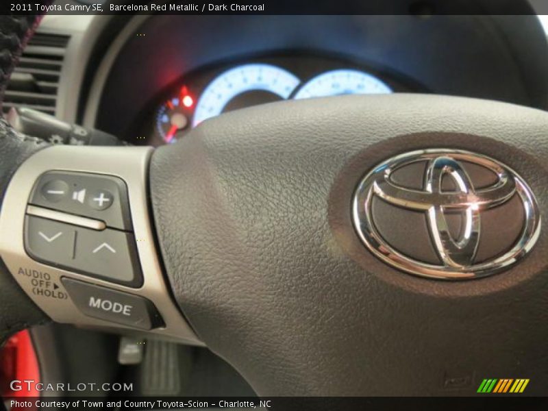 Barcelona Red Metallic / Dark Charcoal 2011 Toyota Camry SE