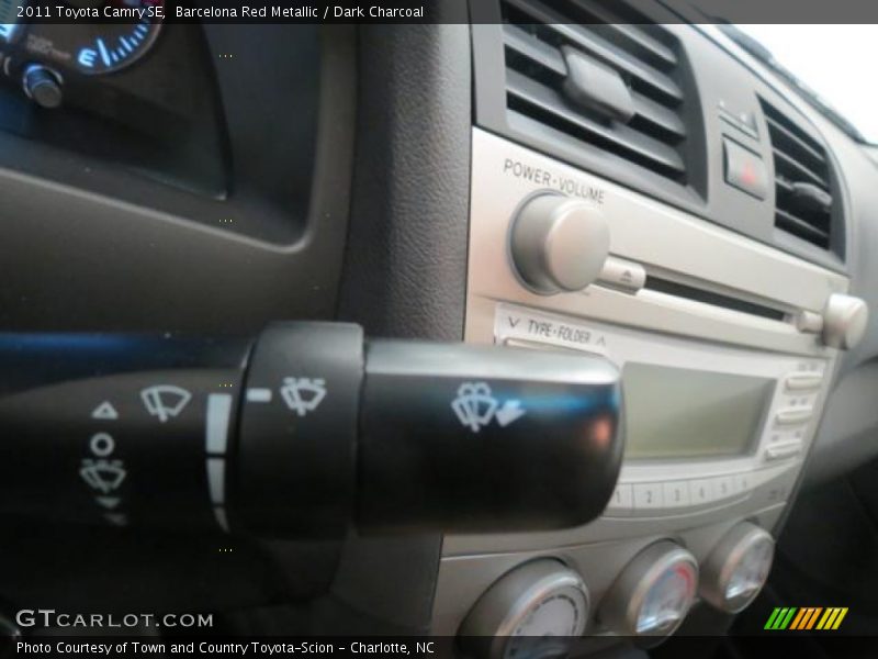 Barcelona Red Metallic / Dark Charcoal 2011 Toyota Camry SE