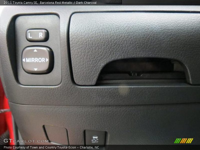 Barcelona Red Metallic / Dark Charcoal 2011 Toyota Camry SE