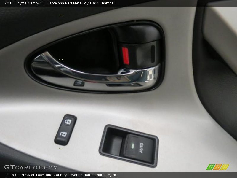 Barcelona Red Metallic / Dark Charcoal 2011 Toyota Camry SE