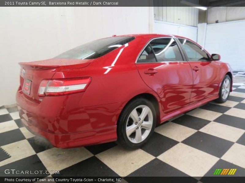 Barcelona Red Metallic / Dark Charcoal 2011 Toyota Camry SE