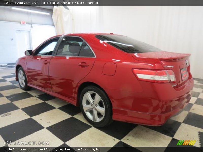 Barcelona Red Metallic / Dark Charcoal 2011 Toyota Camry SE