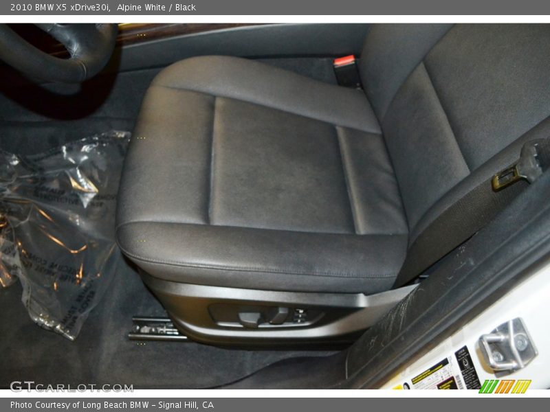 Alpine White / Black 2010 BMW X5 xDrive30i