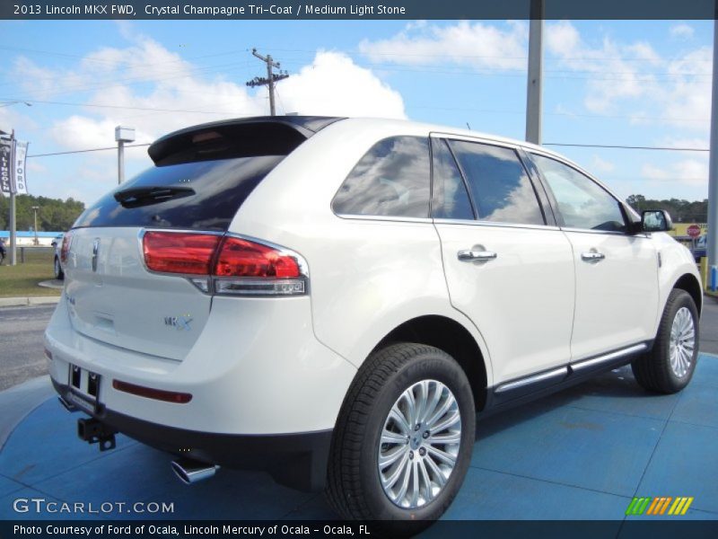 Crystal Champagne Tri-Coat / Medium Light Stone 2013 Lincoln MKX FWD