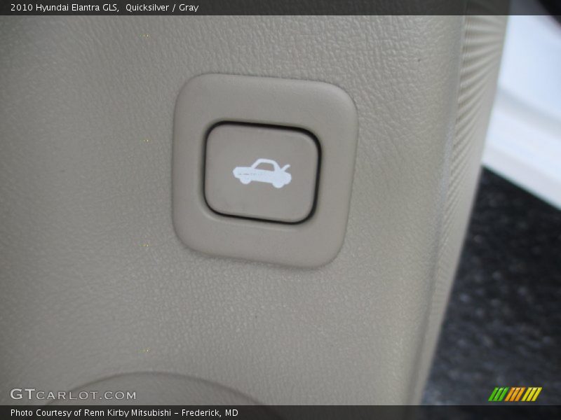Quicksilver / Gray 2010 Hyundai Elantra GLS