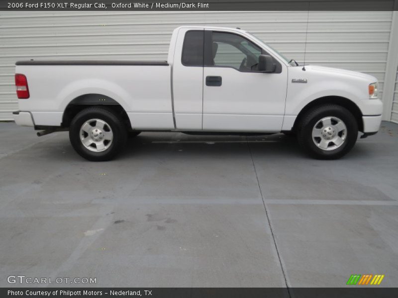 Oxford White / Medium/Dark Flint 2006 Ford F150 XLT Regular Cab
