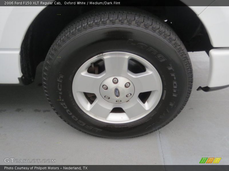 Oxford White / Medium/Dark Flint 2006 Ford F150 XLT Regular Cab
