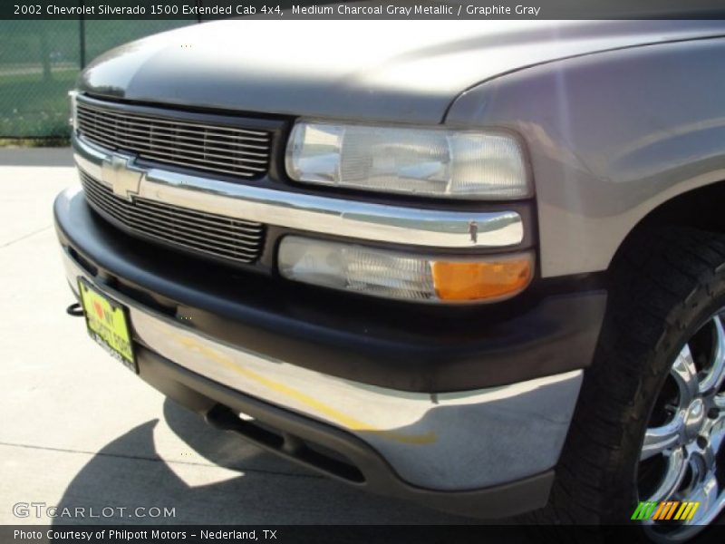 Medium Charcoal Gray Metallic / Graphite Gray 2002 Chevrolet Silverado 1500 Extended Cab 4x4