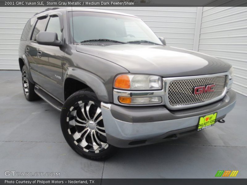 Storm Gray Metallic / Medium Dark Pewter/Shale 2001 GMC Yukon SLE