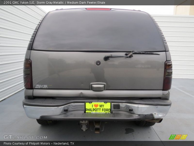 Storm Gray Metallic / Medium Dark Pewter/Shale 2001 GMC Yukon SLE