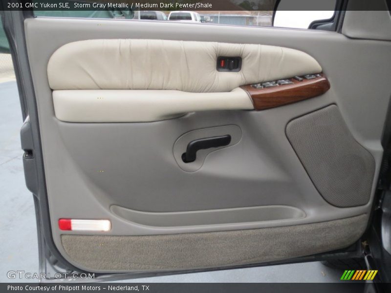 Storm Gray Metallic / Medium Dark Pewter/Shale 2001 GMC Yukon SLE