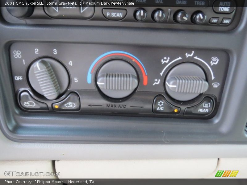 Storm Gray Metallic / Medium Dark Pewter/Shale 2001 GMC Yukon SLE