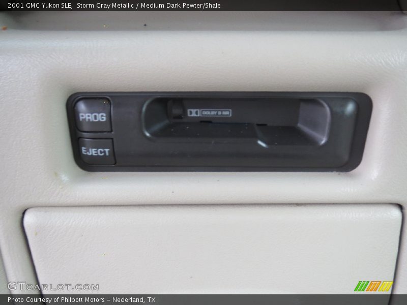 Storm Gray Metallic / Medium Dark Pewter/Shale 2001 GMC Yukon SLE