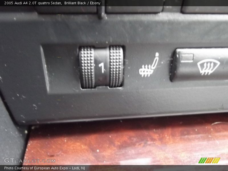 Brilliant Black / Ebony 2005 Audi A4 2.0T quattro Sedan