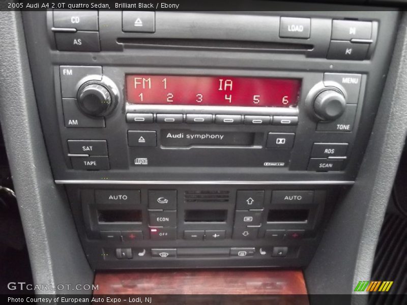 Brilliant Black / Ebony 2005 Audi A4 2.0T quattro Sedan