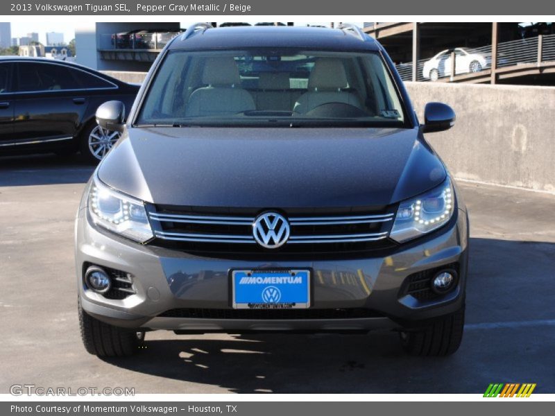 Pepper Gray Metallic / Beige 2013 Volkswagen Tiguan SEL