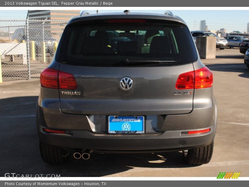 Pepper Gray Metallic / Beige 2013 Volkswagen Tiguan SEL